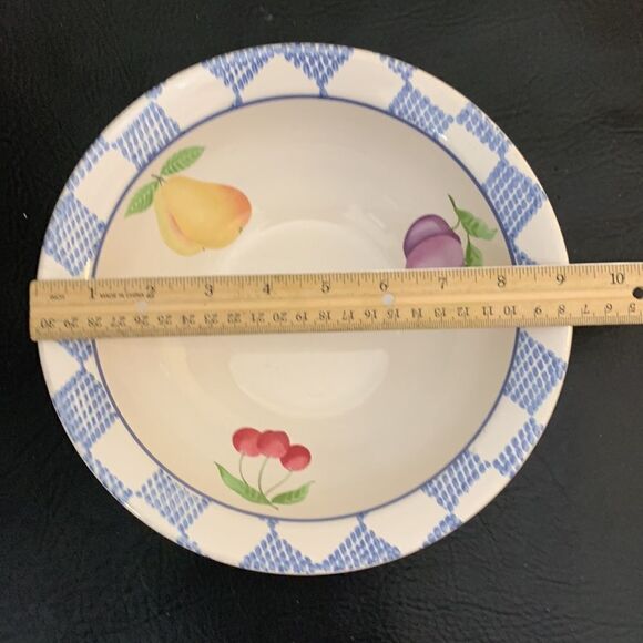 Pfaltzgraff USA Round Serving Bowl 9 Inches Round Cherries Plum Peaches Blue - Picture 7 of 7